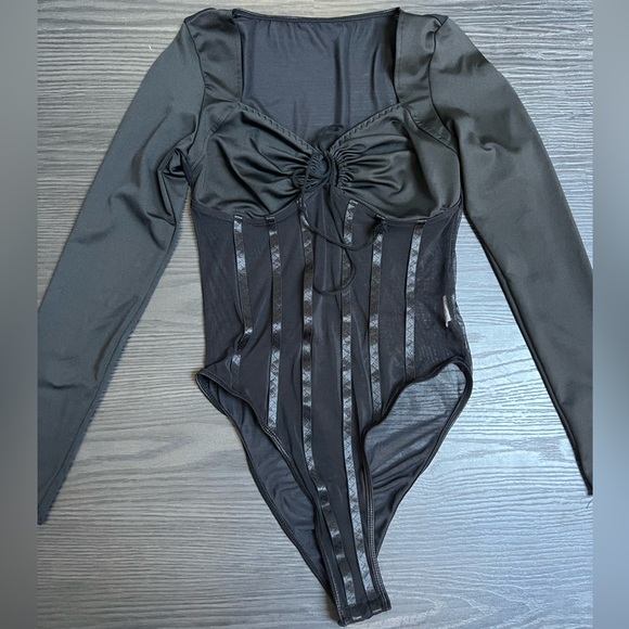 Mesh bodysuit - Picture 1 of 2